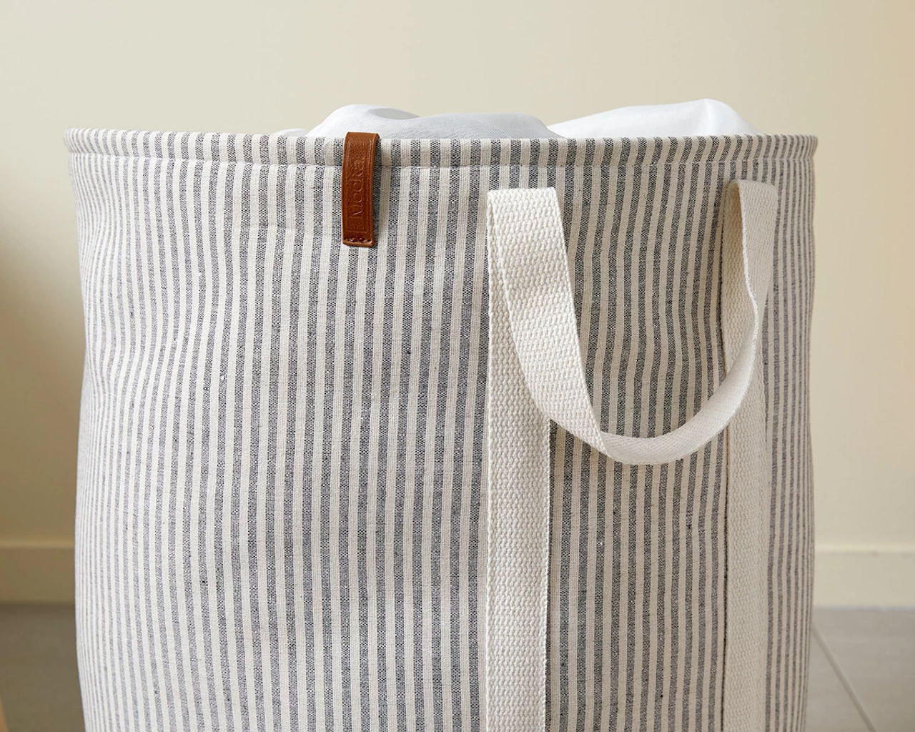 Hamptons Stripe Laundry Hamper - Image 6