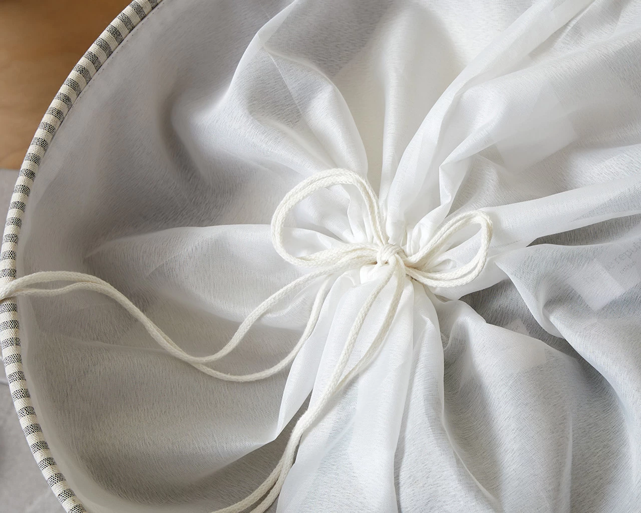 Hamptons Stripe Laundry Hamper - Image 4