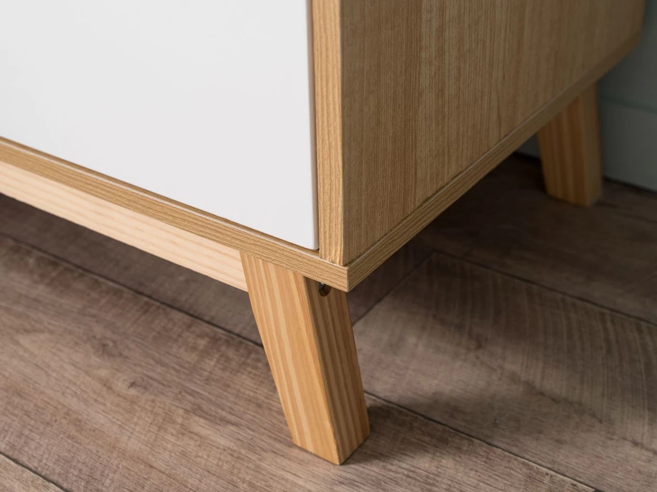 Aspen Six Drawer - White/Natural - Image 4