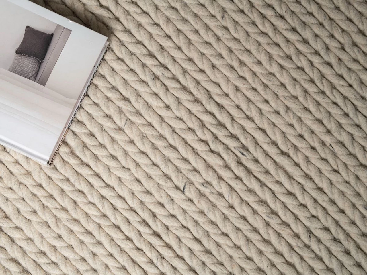 Charlotte Braided Wool Rug - Large - Natural Marle - Image 4