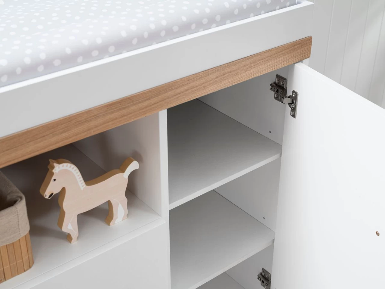 Alta Change Table - White/Natural - CLEARANCE - Image 4