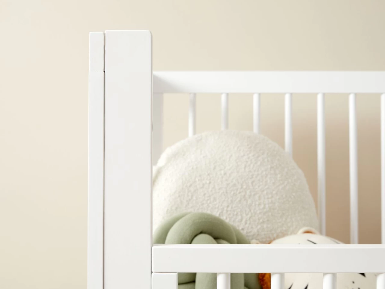 Aspen Cot Toddler Bed Half Frame - White - Image 6