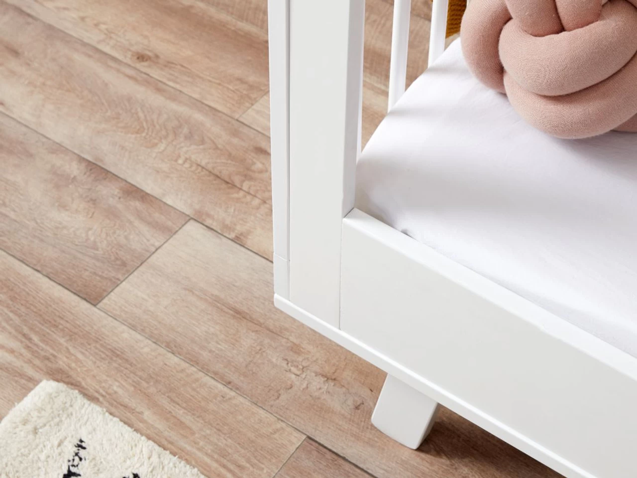 Aspen Cot Toddler Bed Conversion - White - Image 4