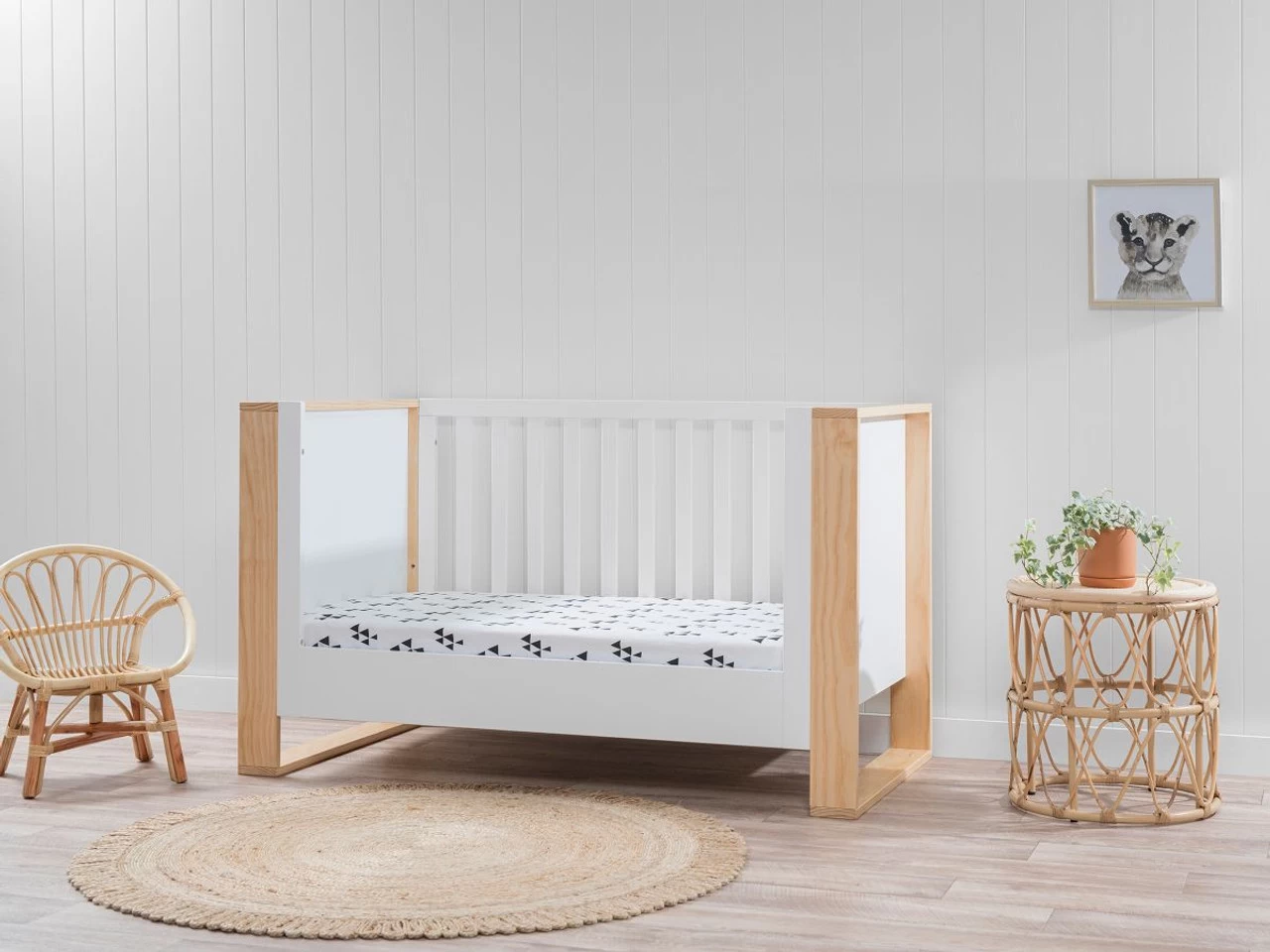 Boston Cot Toddler Bed Conversion - White - Image 5
