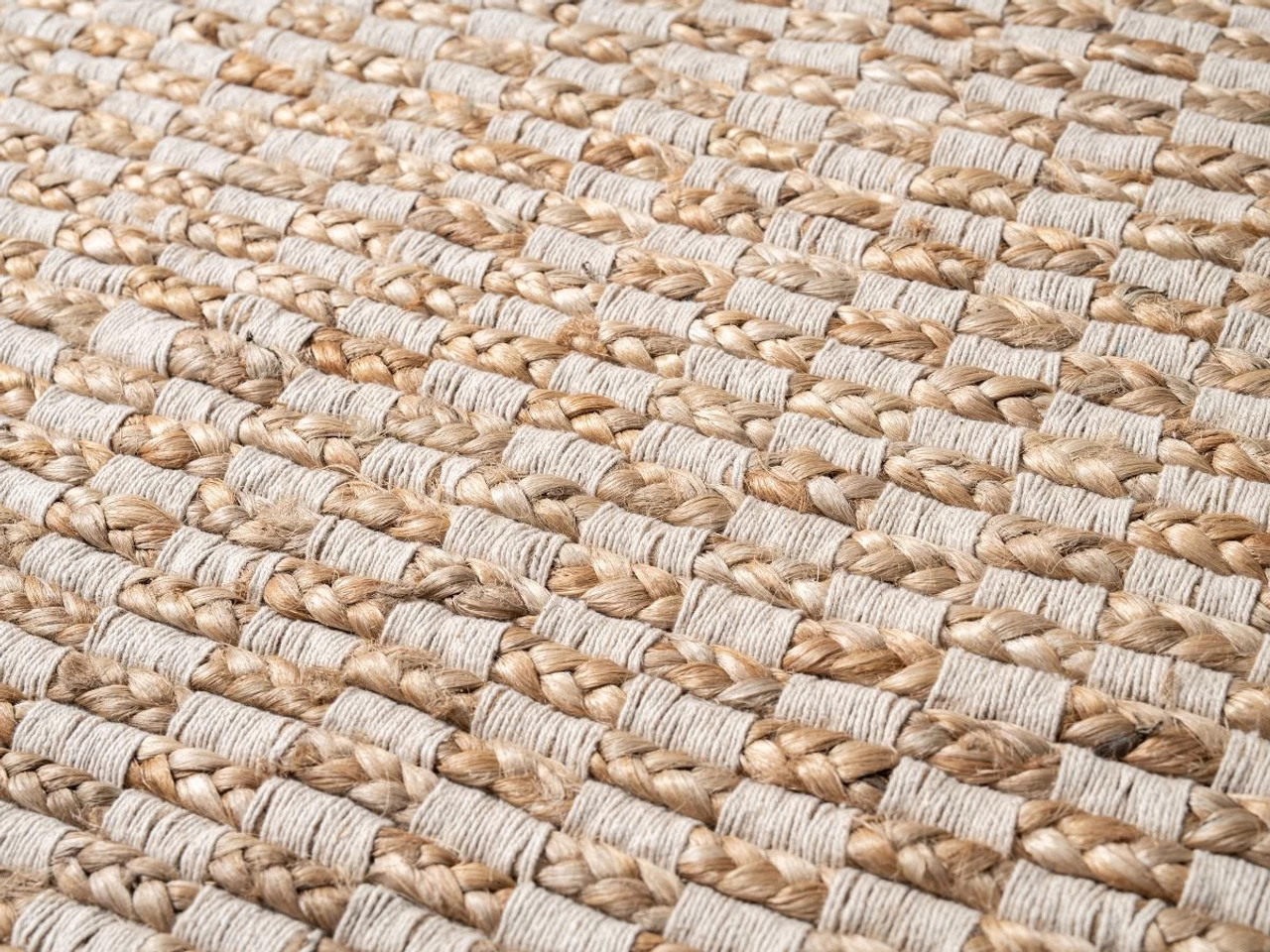 Elanora Floor Rug - Large - CLEARANCE - Image 4