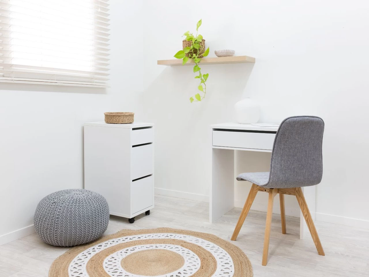 Floating Shelf - 90cm - Natural - CLEARANCE - Image 3