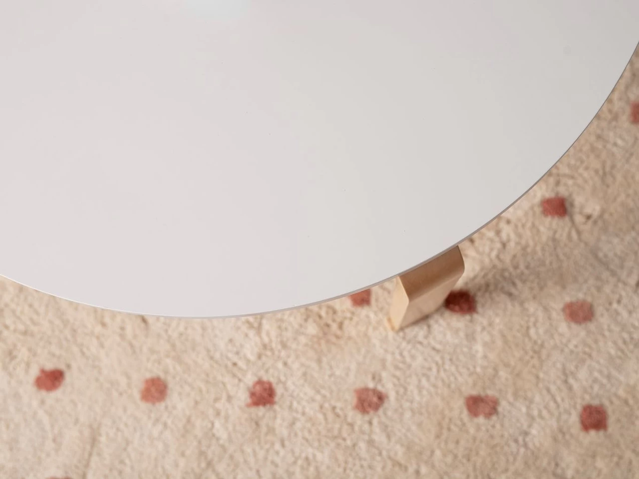 Hudson Kids Round Table - White/Natural - Image 5