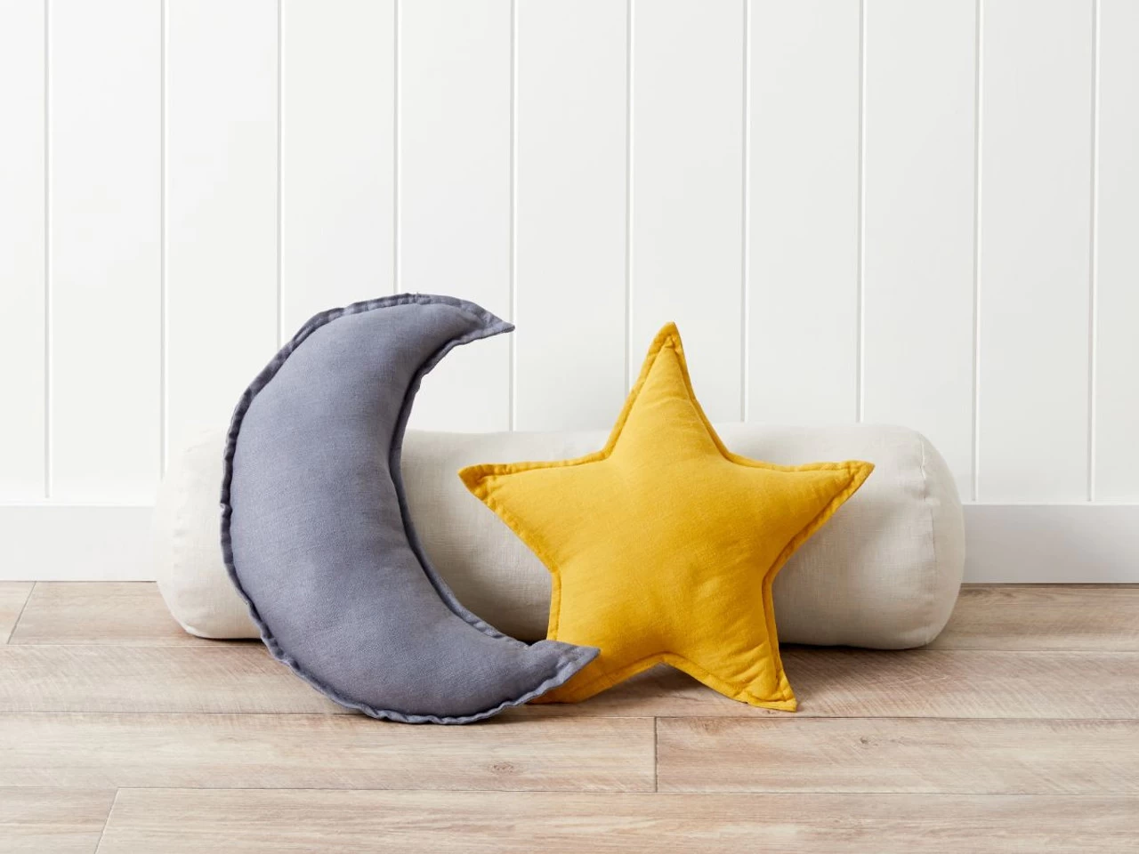 Kids Linen Star Cushion - Marigold