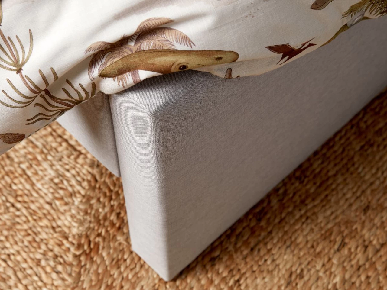 Peyton King Single Bed - Light Grey - Image 5