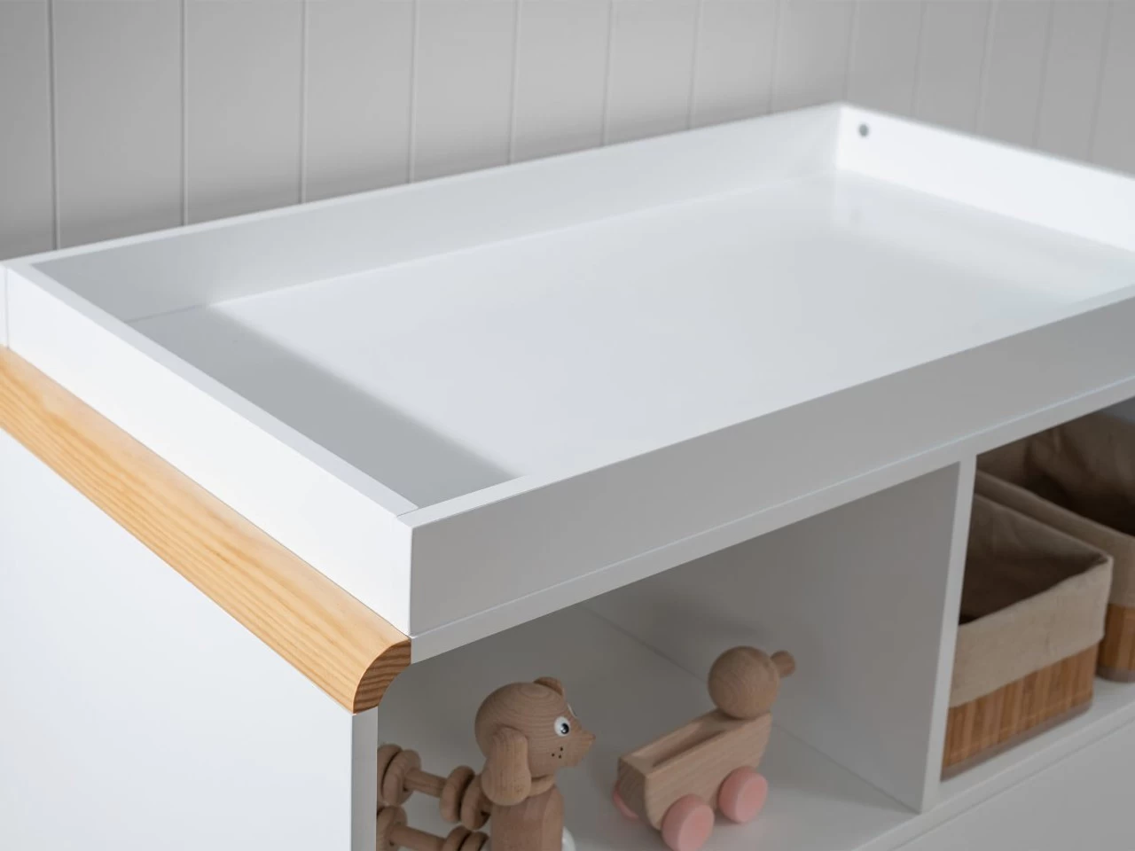 Tahoe Change Table - Image 4