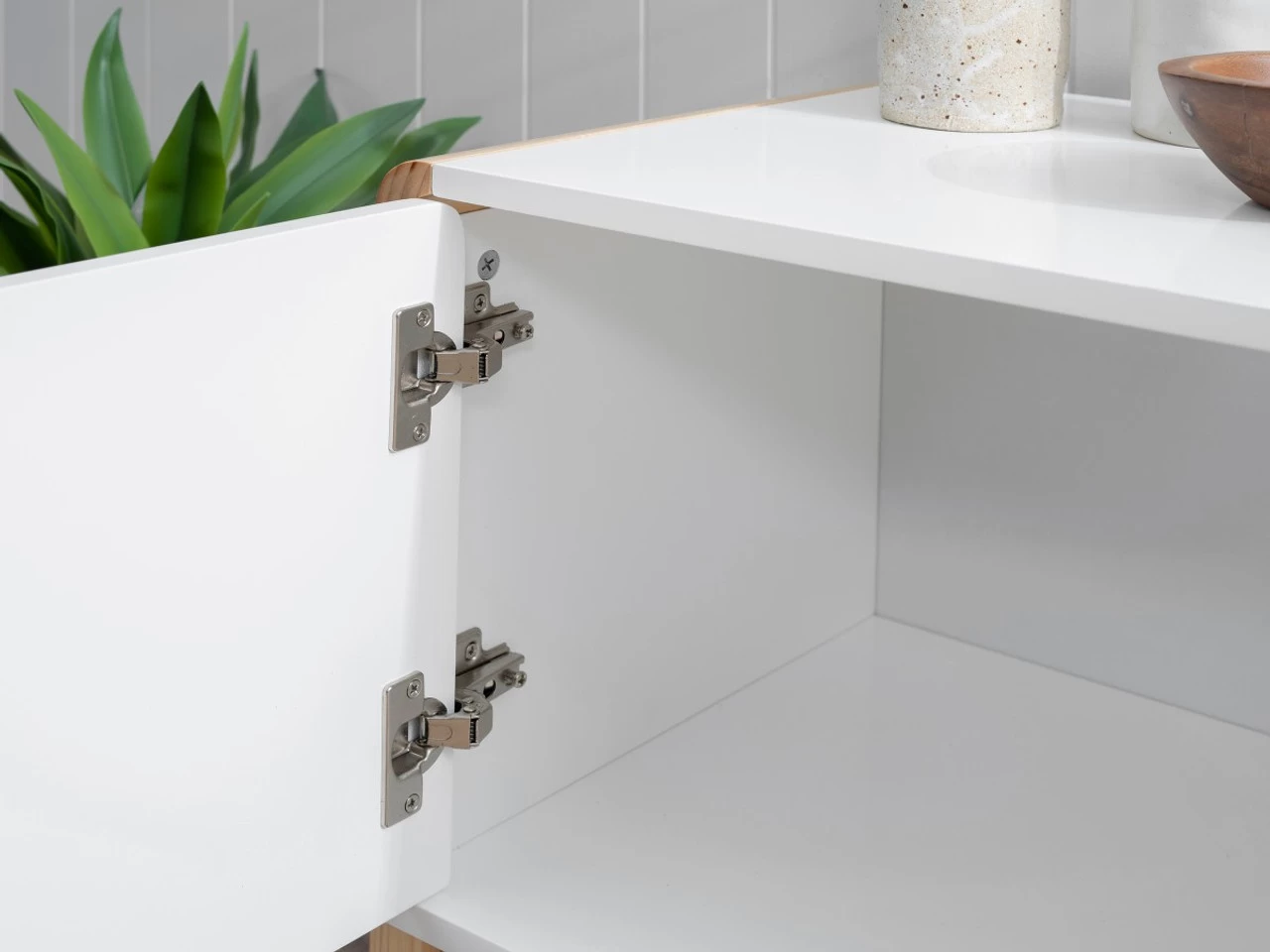 Tahoe Entertainment Unit - Image 5