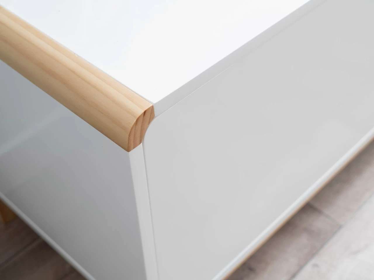 Tahoe Entertainment Unit - Image 6