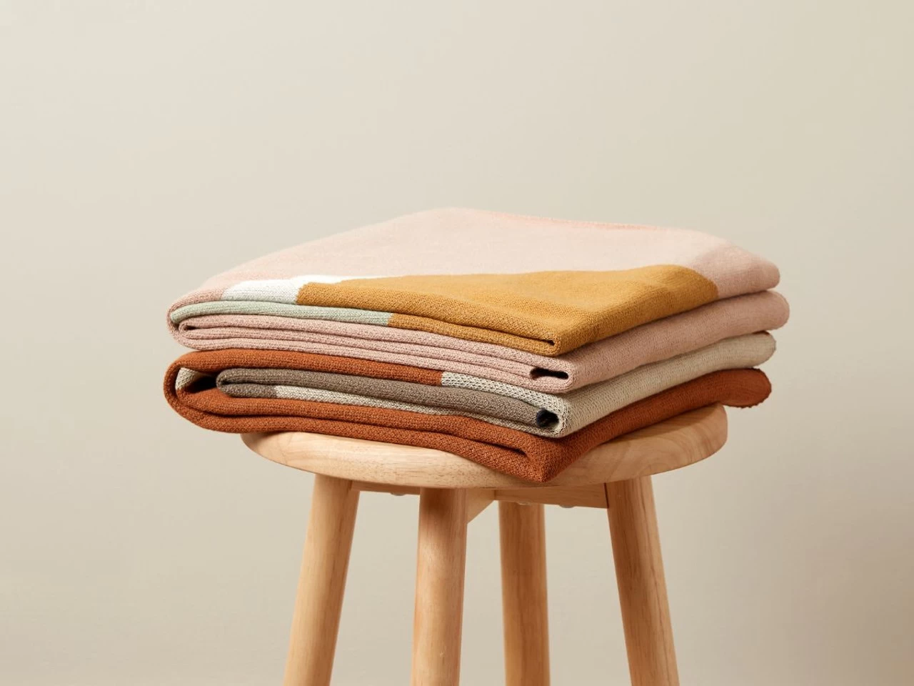 Myla Abstract Knit Throw - Sage/Pink - CLEARANCE - Image 4