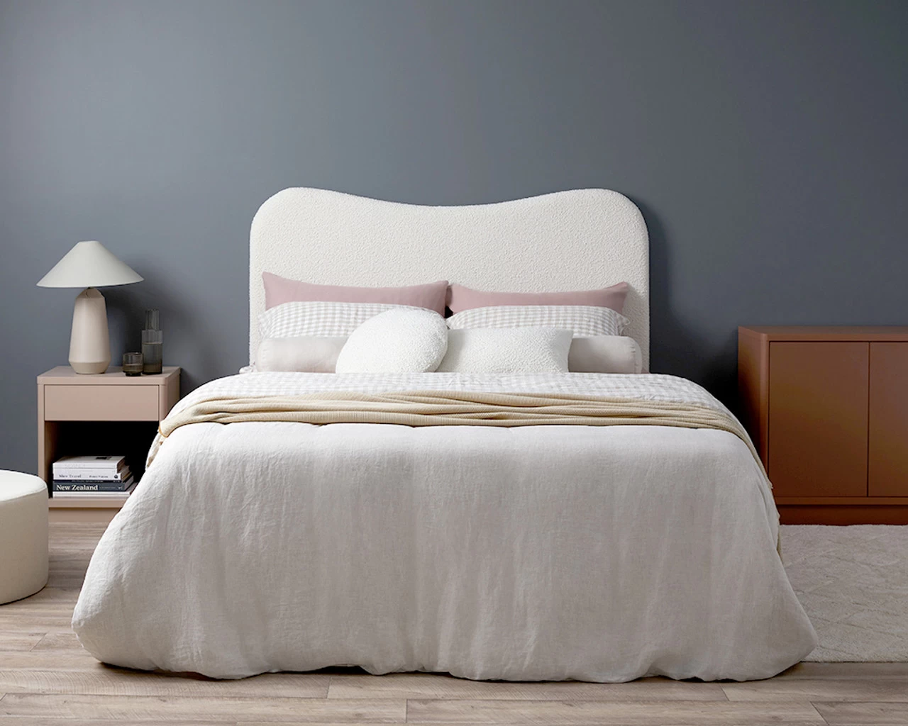 Boucle Queen Bedhead - Curve - Image 3