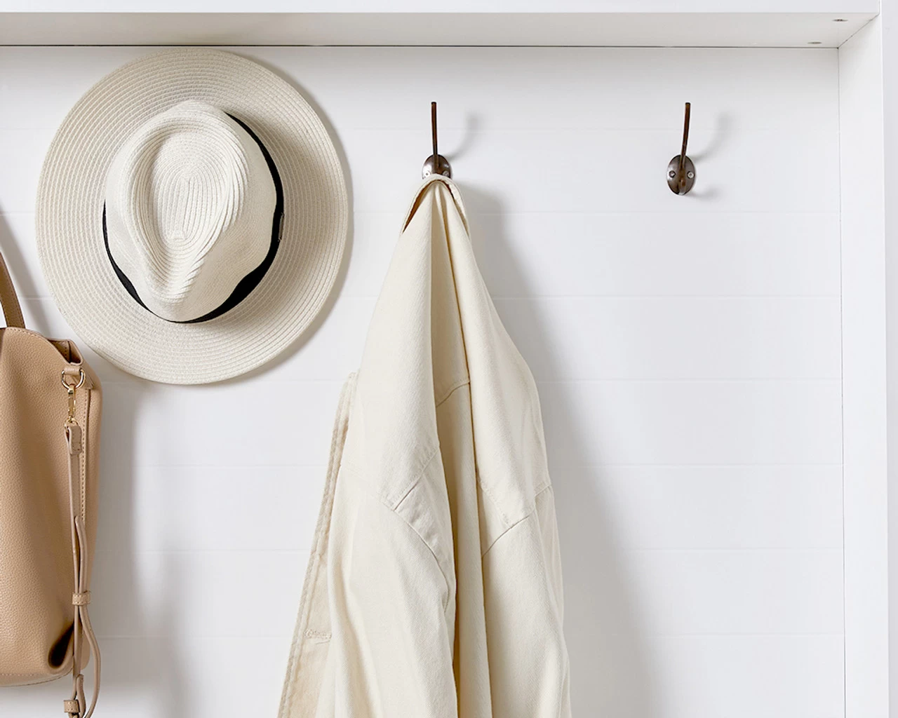 Hamptons Hallway Stand - Image 5