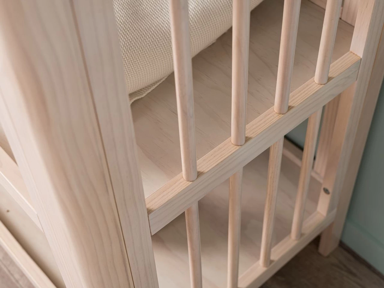 Octavia Change Table - CLEARANCE - Image 5