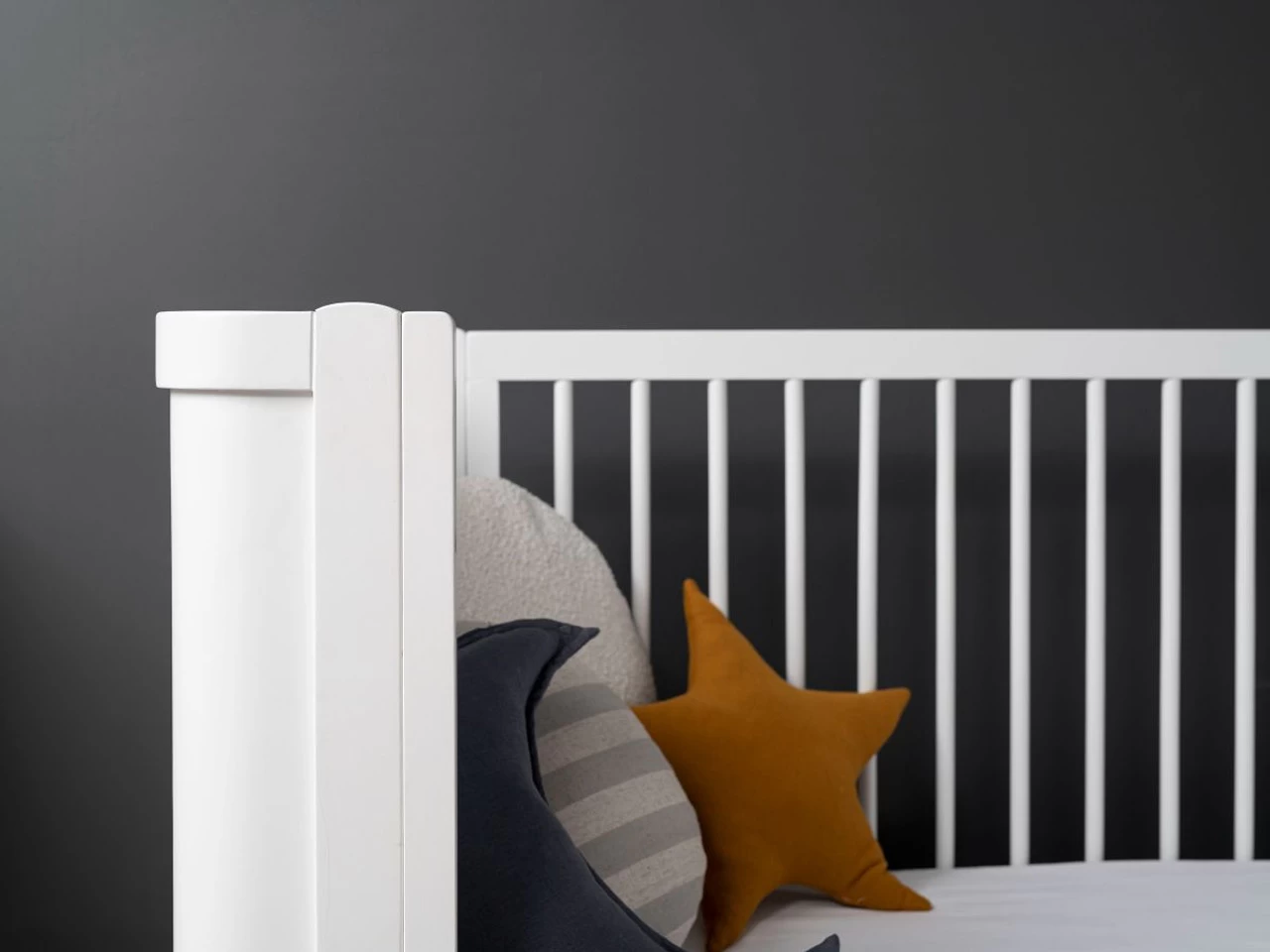 Orlando Cot Toddler Bed Conversion - White- CLEARANCE - Image 6