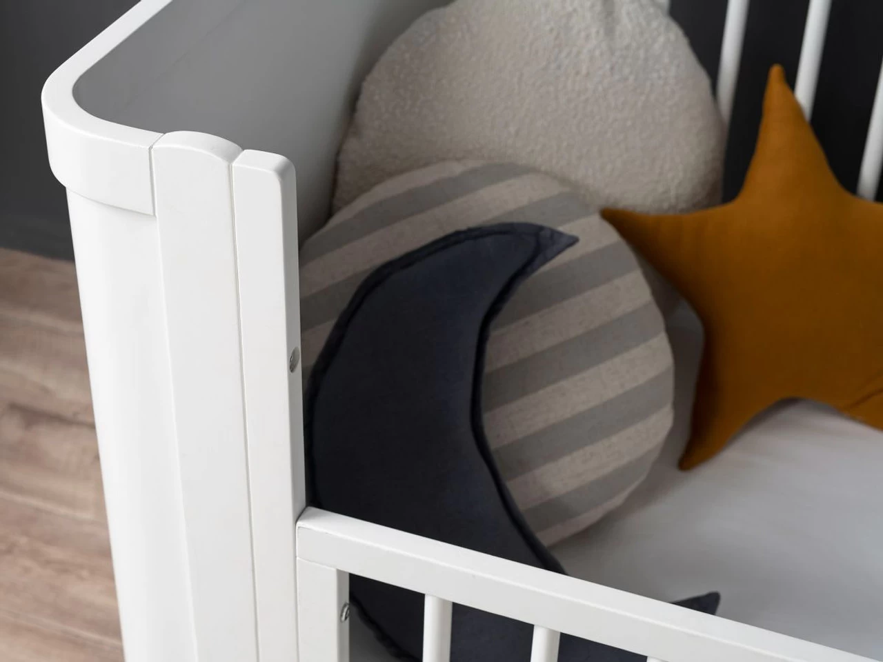 Orlando Cot Toddler Bed Half Frame - White - Image 6