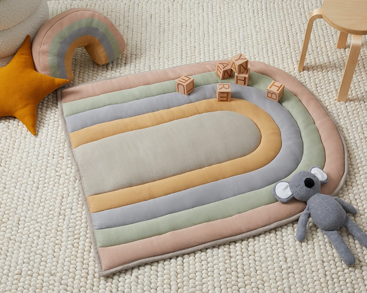 Rainbow Knitted Playmat - Image 4
