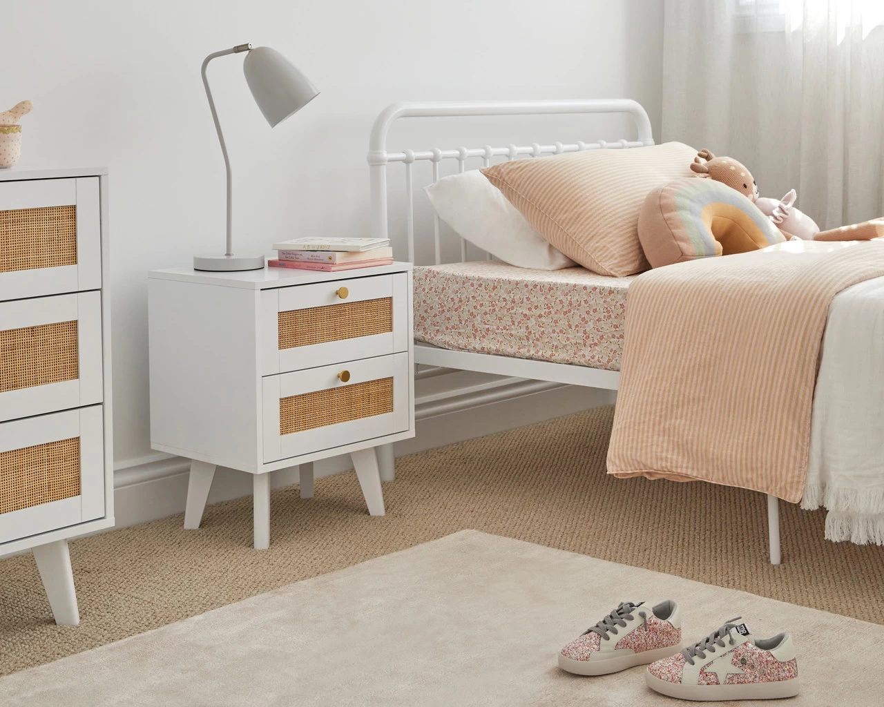 Sonata Bed - Single - White - Image 4