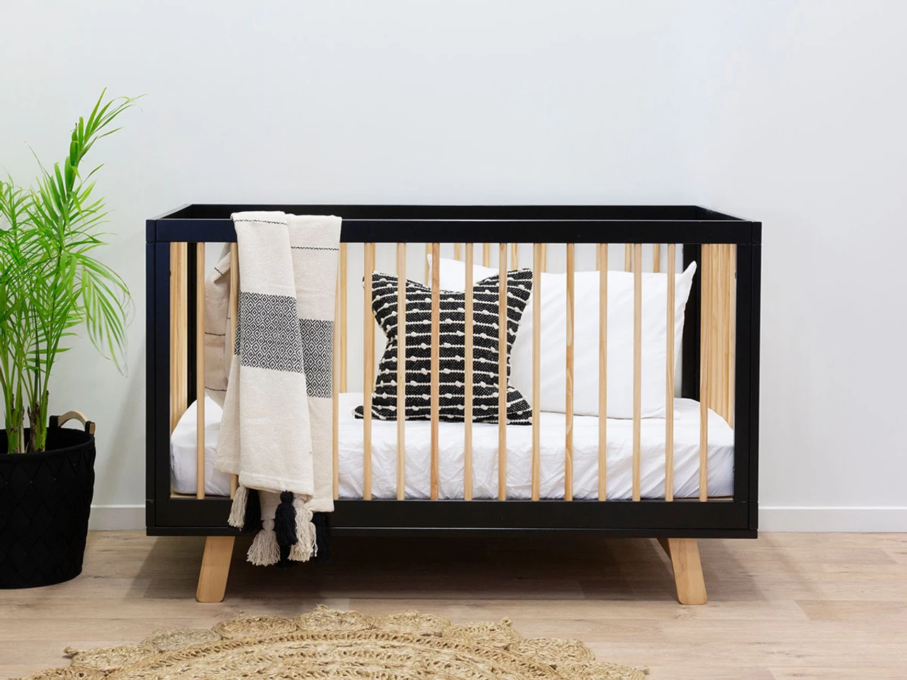 Aspen 3-in-1 Convertible Cot Package - Image 5