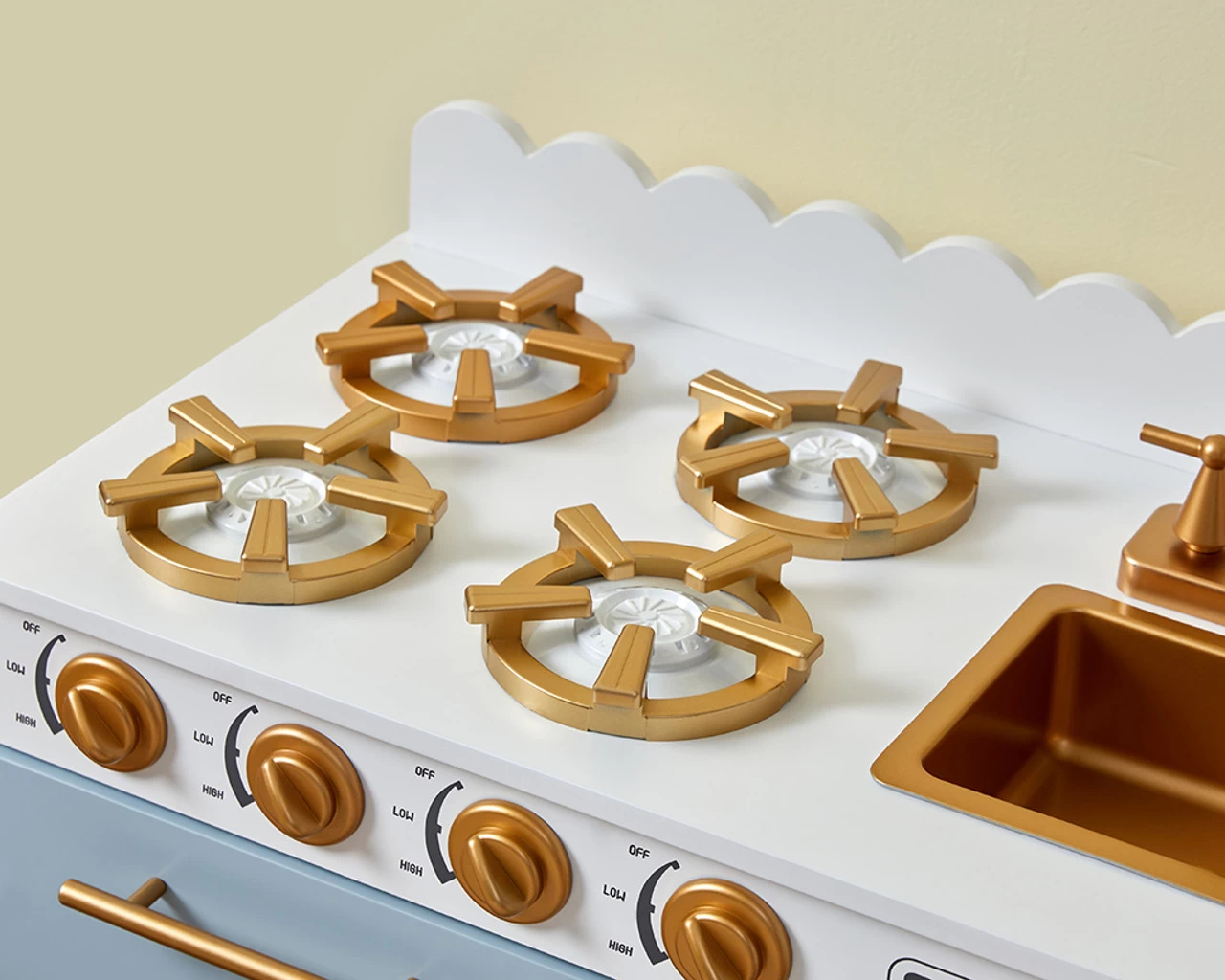 Kids Cottage Kitchen - Image 5