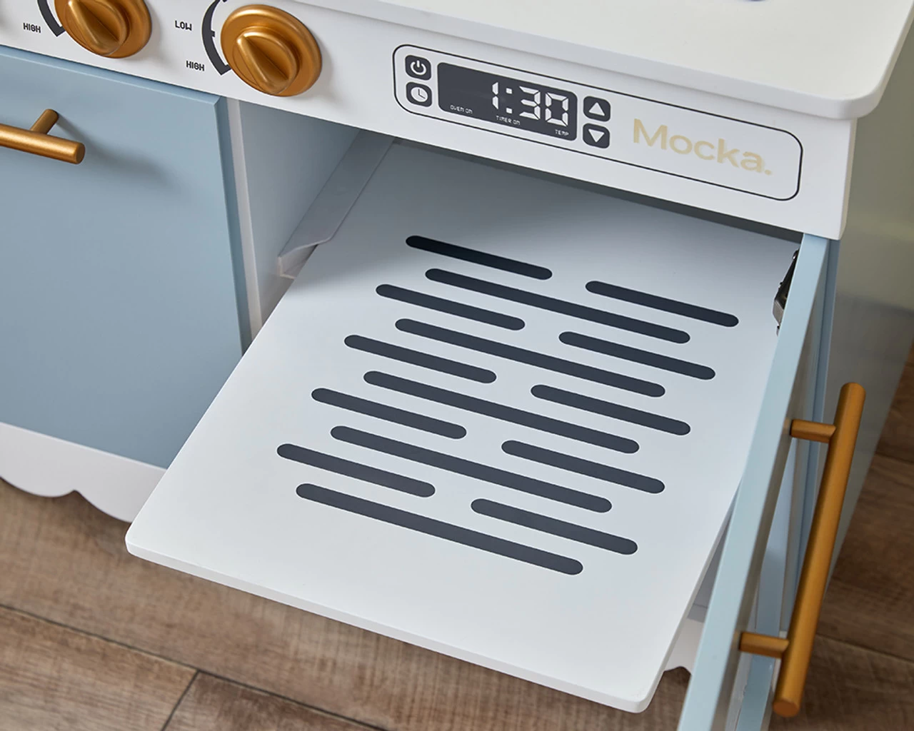 Kids Cottage Kitchen - Image 6